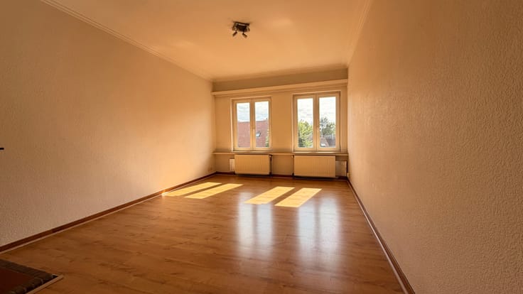BruxellesLouer's tweet photo. 🏠 Appartement 2 chambres à louer à Bruxelles ✨
📍 Uccle – Observatoire / Wolvendael / Lycée Français
📐 Appartement de ±70 m²
#Uccle #Observatoire #Wolvendael #LyceeFrancais #AppartementALouer #Appartement2Chambres #LocationBruxelles #ImmobilierBruxelles #Bruxelles #Bruxelles https://t.co/KrFnzOxGLe