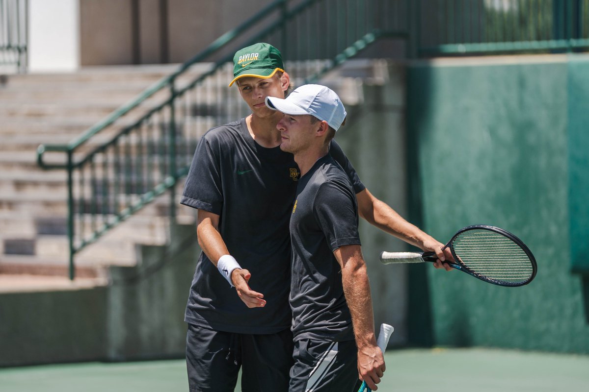 ITA_Tennis's tweet photo. A Doubles Title For The Bears π
August Brostroem Poulsen and Louis Bowden (@BaylorMTennis) team up to win the men's doubles title at the ITA National Summer Championships powered by WTN!
#WeAreCollegeTennis | #ITASummerSeries https://t.co/0SiW4WfSZL