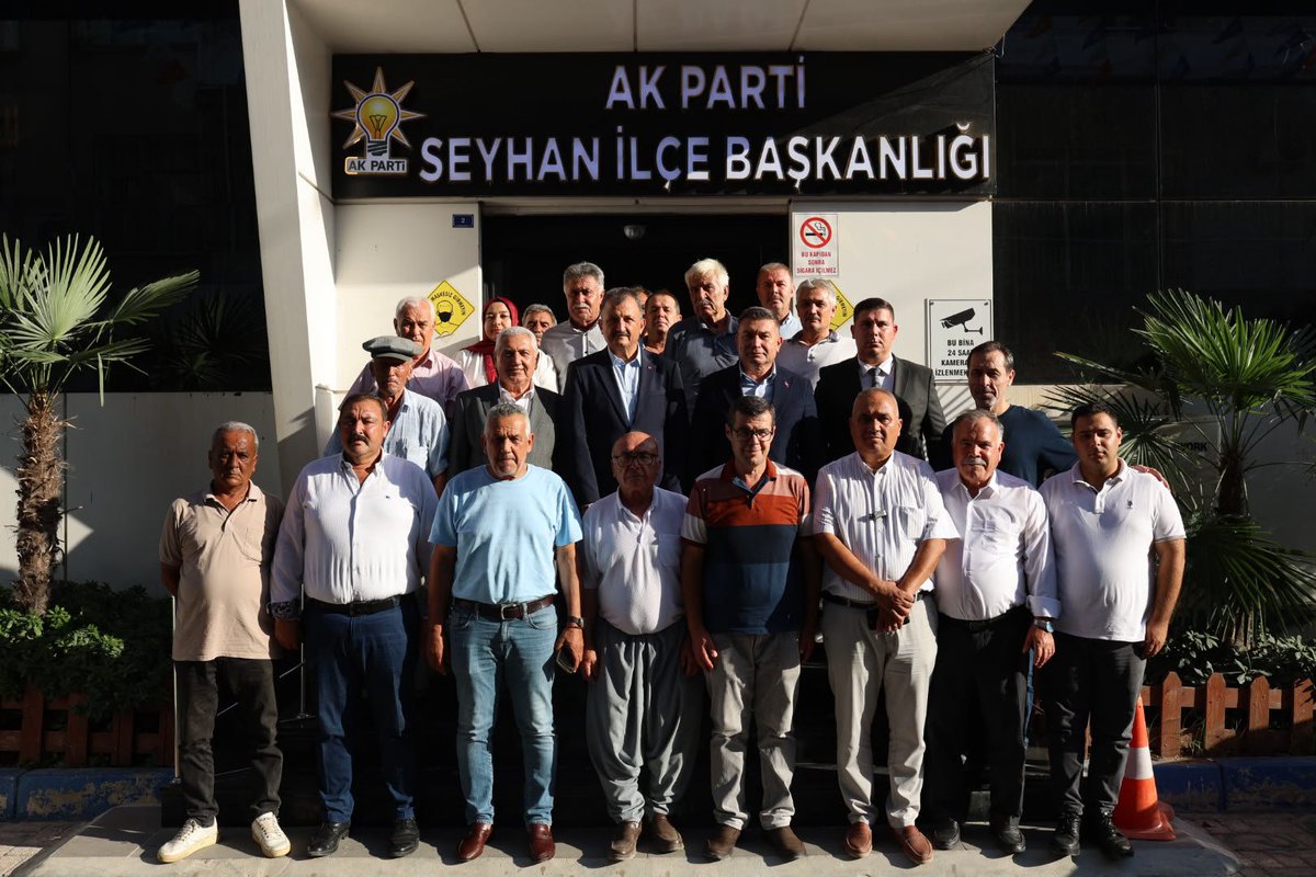 coskunali_01's tweet photo. Cumhur İttifakı’nın gücü; samimiyetinde, kardeşliğinde ve ortak davasındadır.

Karaisalı Belediye Başkanı Sayın Bekir Şimşek, Karaisalı Ülkü Ocakları Başkanı Sayın Ahmet Arslan, KAÇEP Başkanı Sayın Esma Bolat, Belediye Meclis Üyelerimiz ve kıymetli Yönetim Kurulu Üyeleriyle birlikte İlçe Başkanlığımıza hayırlı olsun ziyaretinde bulunan MHP Karaisalı İlçe Başkanı Sayın Ahmet Mahmut Şekerci’yi ağırladık.

Nazik ziyaretleri ve samimi sohbetleri için kendilerine teşekkür ediyorum.

Birliğimiz güçlü, kardeşliğimiz daim olsun. Cumhur İttifakı olarak Seyhan’ımız ve aziz milletimiz için omuz omuza çalışmaya devam edeceğiz.

Birlikte güçlüyüz, birlikte Türkiye’yiz.

#GüçlüTeşkilatGüçlüSeyhan

@Akparti @omerrcelik @abuyukgumus @yahyacelik_ @ozmehmetemin @avmustafaozkan @KaramikSunay @abdullahdogru01 @farukaytek