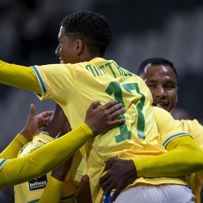 iDiskiTimes's tweet photo. 𝗠𝗞𝗛𝗨𝗟𝗜𝗦𝗘 𝗕𝗥𝗔𝗖𝗘 𝗦𝗔𝗩𝗘𝗦 𝗗𝗢𝗪𝗡𝗦 👆

Mamelodi Sundowns won a five-goal thriller against TS Galaxy thanks to a late brace by substitute Sphelele Mkhulise at Mbombela Stadium on Tuesday.

Brayan Leon opened the score for Downs, before Victor Letsoalo and an own goal by Ronwen Williams had turned the game on its head. But Mkhulise netted in the 88th and 93rd minute for Masandawana.

@ToyotaSA | #BetwayPrem