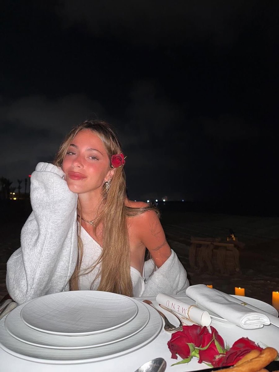 TINlNews's tweet photo. TINI estará subiendo videos a sus redes sociales para que podamos acompañar todo el proceso de los preparativos de su boda con Rodrigo De Paul. https://t.co/EvLLjKUosy