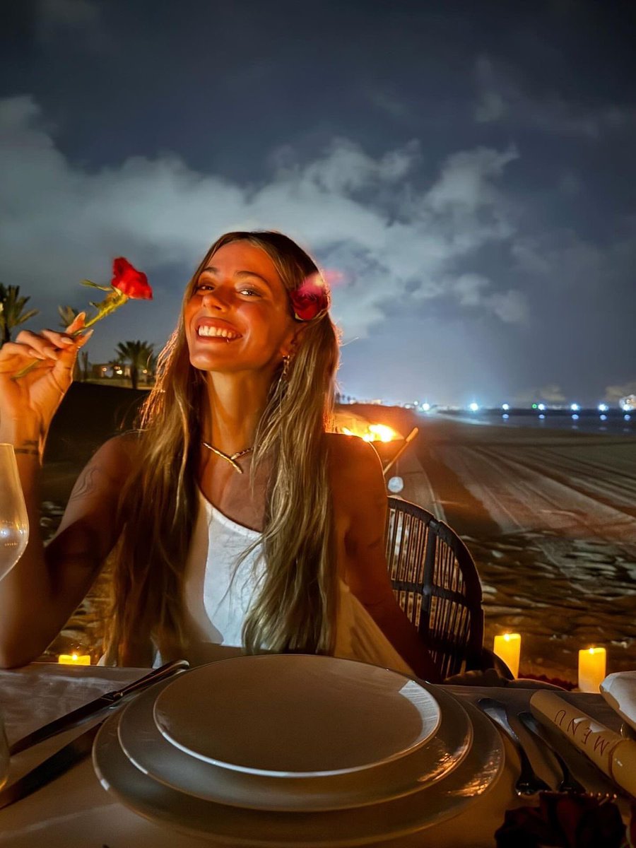 TINlNews's tweet photo. TINI estará subiendo videos a sus redes sociales para que podamos acompañar todo el proceso de los preparativos de su boda con Rodrigo De Paul. https://t.co/EvLLjKUosy