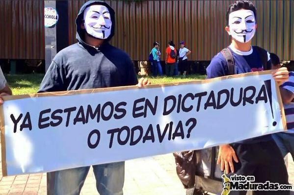 RICARDOUGA88693's tweet photo. @EIJefeDiego @LuisaAlcalde ¡NI COMO LO NIEGUEN!
😡🤬🤮 https://t.co/5W6iCxgAiw