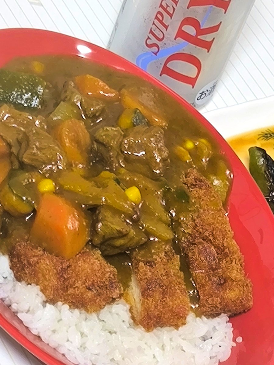Dragon_aioi's tweet photo. カツカレー

#本日の晩御飯😋 https://t.co/CAw70wm8Xv
