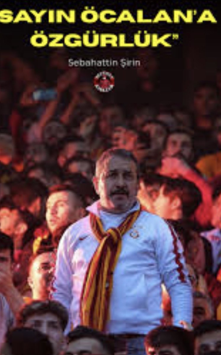 r_zelyut's tweet photo. Söz Galatasaray olunca:
-Türk yargısı oluyor Galatasaray yargısı…
-Galatasaray’ın tribün lideri denilen ne idüğü belirsiz bu şahsın evinde bulunanlar başka bir kişinin evinde bulunsaydı mahkeme onu serbest bırakır mıydı?
-Bu adam serbest bırakıldıysa mali suçtan tutuklu herkes hemen tahliye edilmelidir.
-Koskoca Türkiye bir kulübün hatırına böyle paspas edilmemeli.
