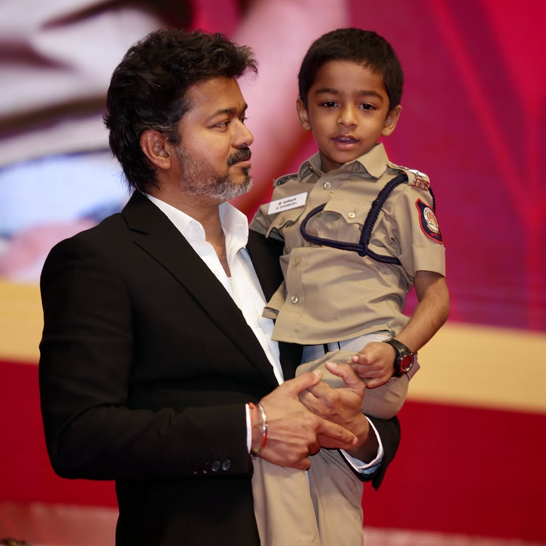 Thaila_santhosh's tweet photo. Good morning frnds😍😍
@actorvijay 
@CMOTamilnadu 
#tvk 
#TVKVijay‌ 
#TVKVijay‌HQ 
#TVK_government https://t.co/Wmrno1orUt