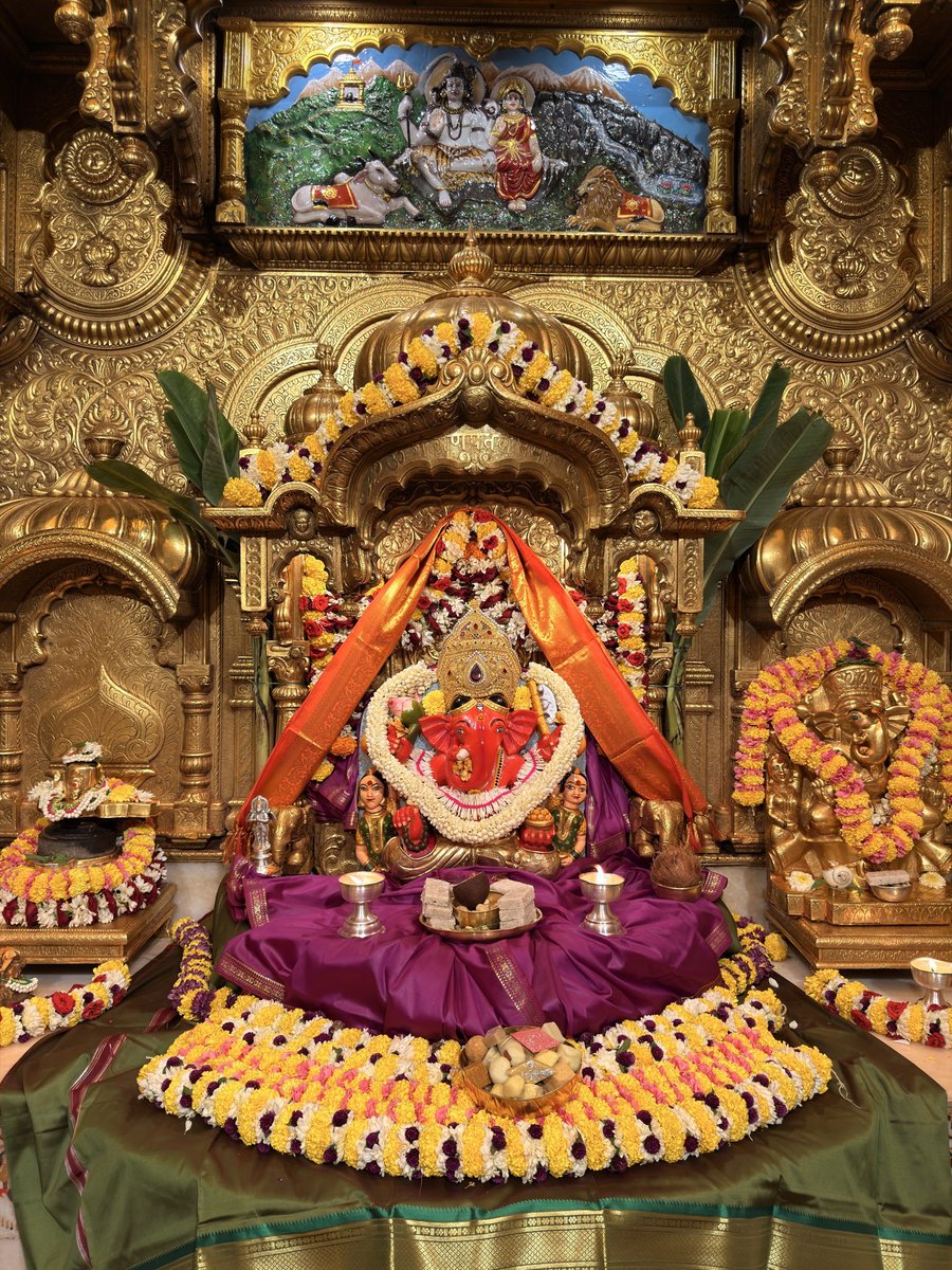 ParshuramOjha10's tweet photo. 🙏 गणपती  बाप्पा मोरया 🌺मंगलमूर्ती मोरया 🙏 
श्री सिद्धिविनायक नमो नमः🌺🌷🚩🙏 https://t.co/dzjqkPS7dO