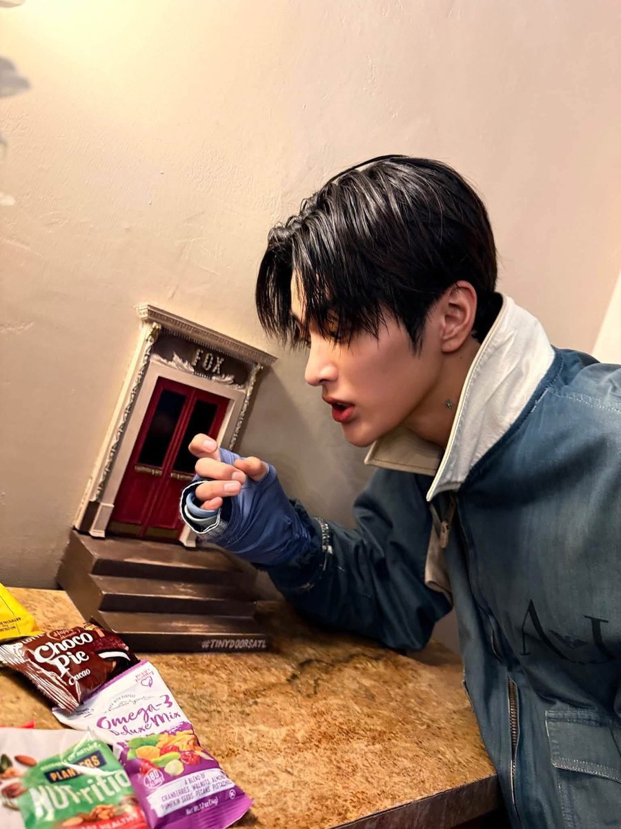 4onlykeonho's tweet photo. @keonhosmile_vn Powerful HOGAN EFFECT and pure IKEONIC energy come together perfectly with KEONHO

KEONHO SETS TEXAS ABLAZE

#KeonhoBringsTheHeat
#PYPD_IN_IRVING
#KEONHO #건호 https://t.co/87OffjrULT