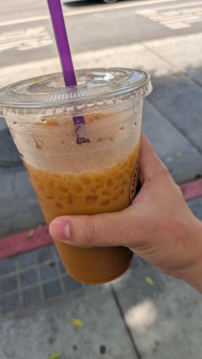 cemeteryminty's tweet photo. First pumpkin spice latte of the season!! It tasted very good! https://t.co/QSoxqgCMBY