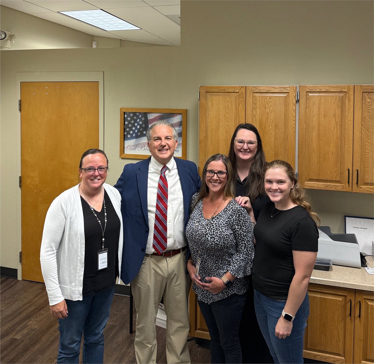 JimmyPatronis's tweet photo. Great meeting today with the Santa Rosa County Property Appraiser’s Office! I appreciated the opportunity to hear from @GregBrownII and his team to discuss the issues impacting property owners across Santa Rosa County. Looking forward to continuing to work together to serve the people of Northwest Florida.