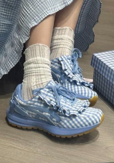 taraaa_koo's tweet photo. 激かわasics見つけた。。 https://t.co/QEVc3VRZQS