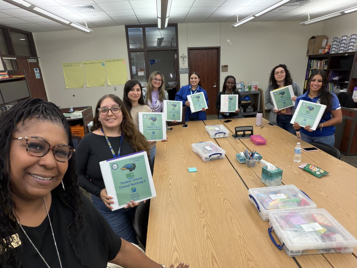 childs4children's tweet photo. So excited & honored to support and mentor 4 UHCL Student Residents & 7 Student Interns! Investing in our future educators is a responsibility I never take lightly. Watching them learn, grow, & step into their purpose is what it’s all about!#makinganimpact https://t.co/bVAXxDcfw5