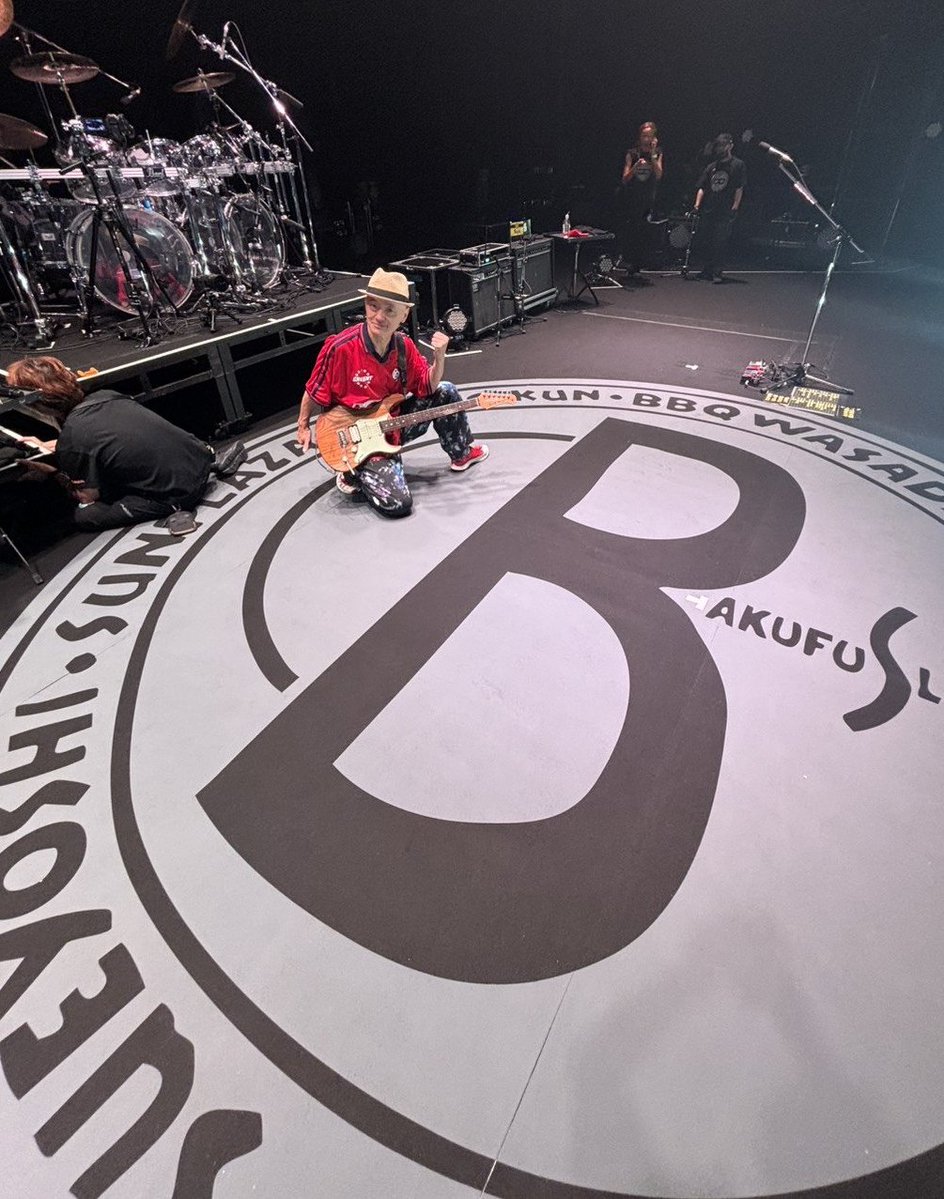 papalakawai's tweet photo. 大きな玉ねぎの下に帰ってきました
38歳ぐらいの気分で演奏できました
今日はスーパー銭湯にでも行きます

#日本武道館
#爆風スランプ https://t.co/VvvToKqPSn
