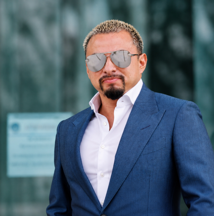 coinbureau's tweet photo. 🚨BUSTED: The CFTC charges a Florida man over a $397 MILLION crypto Ponzi scheme with 1,600 victims.

Christopher Delgado and his firm Goliath Ventures allegedly lied about putting customer funds in DeFi liquidity pools.

Instead he spent $48 million on a yacht, $4.9 million on world travel and $2.9 million on luxury apparel and jewelry.  

Delgado already pleaded guilty to wire fraud in June and faces up to 20 years per count.  

The SEC filed parallel charges Tuesday.