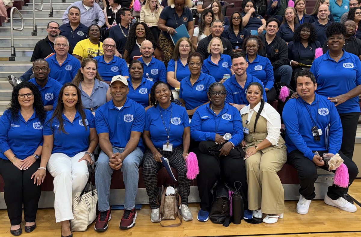 Lindsey_HTC's tweet photo. ELITE 2026–2027, a wonderful opportunity to collaborate, connect, and prepare for another great year! 💙✨ #YourBestChoiceMDCPS https://t.co/iAceyaCoEE