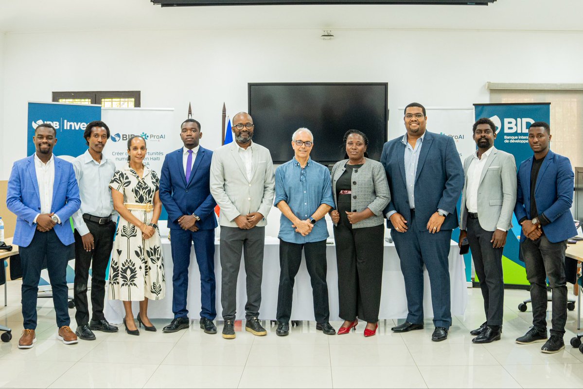banjHT's tweet photo. Une étape majeure pour l’IA en Haïti. 🇭🇹
Dans le cadre du projet ProAI, financé par la BID, Banj, ISOC Haïti, l’ESIH et l’ARAI ont signé un protocole de collaboration pour élaborer une feuille de route nationale pour une IA responsable et adaptée aux réalités du pays.
#ProAI https://t.co/KYO5d4aXuL