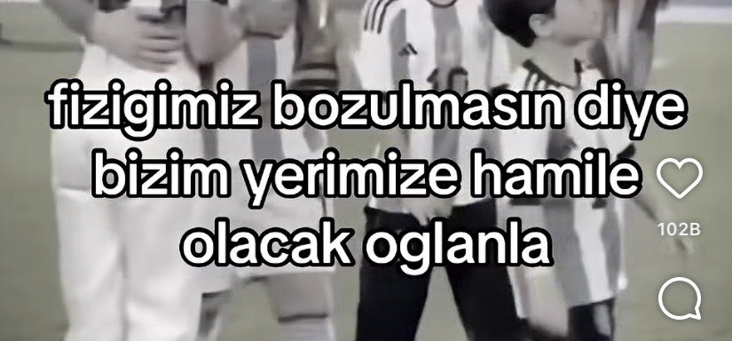 visnesellll's tweet photo. bizim icin denizatı olan oğlanla https://t.co/Bg4zDDXoC0