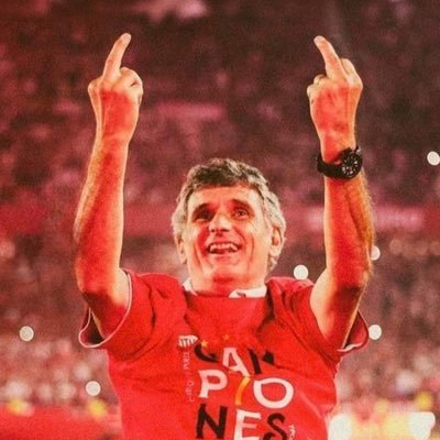 redcentre_gr's tweet photo. @SReport2025 Με αγάπη! ❤️😘 https://t.co/gqGmlYvKEf