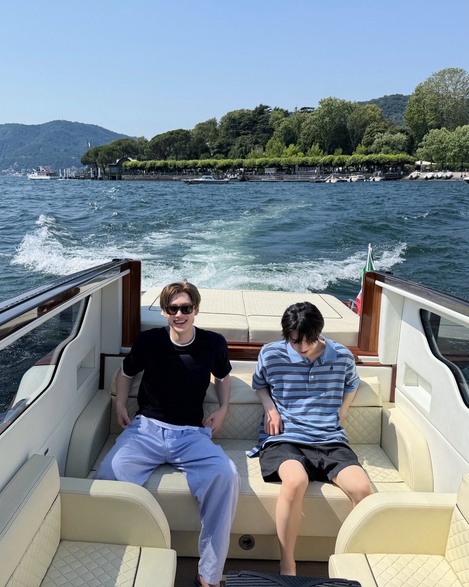 Iostisland's tweet photo. 😭😭😭😭😭 https://t.co/We6wcIKKcn