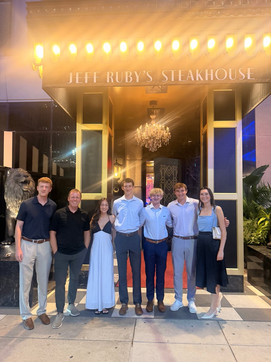 _T1DW's tweet photo. Our first internship class is officially in the books. 🎓 Warrior Watch classes to coaches 

⛳ Golf ball cannon 
🤝 Booths  
🎨 Marketing materials 
🎤 Speech for VOA Music Festival 

Real, hands-on experience running a nonprofit. Thank you, Edyn, Ethan, James, and Caden! https://t.co/pxpyy7dIGA