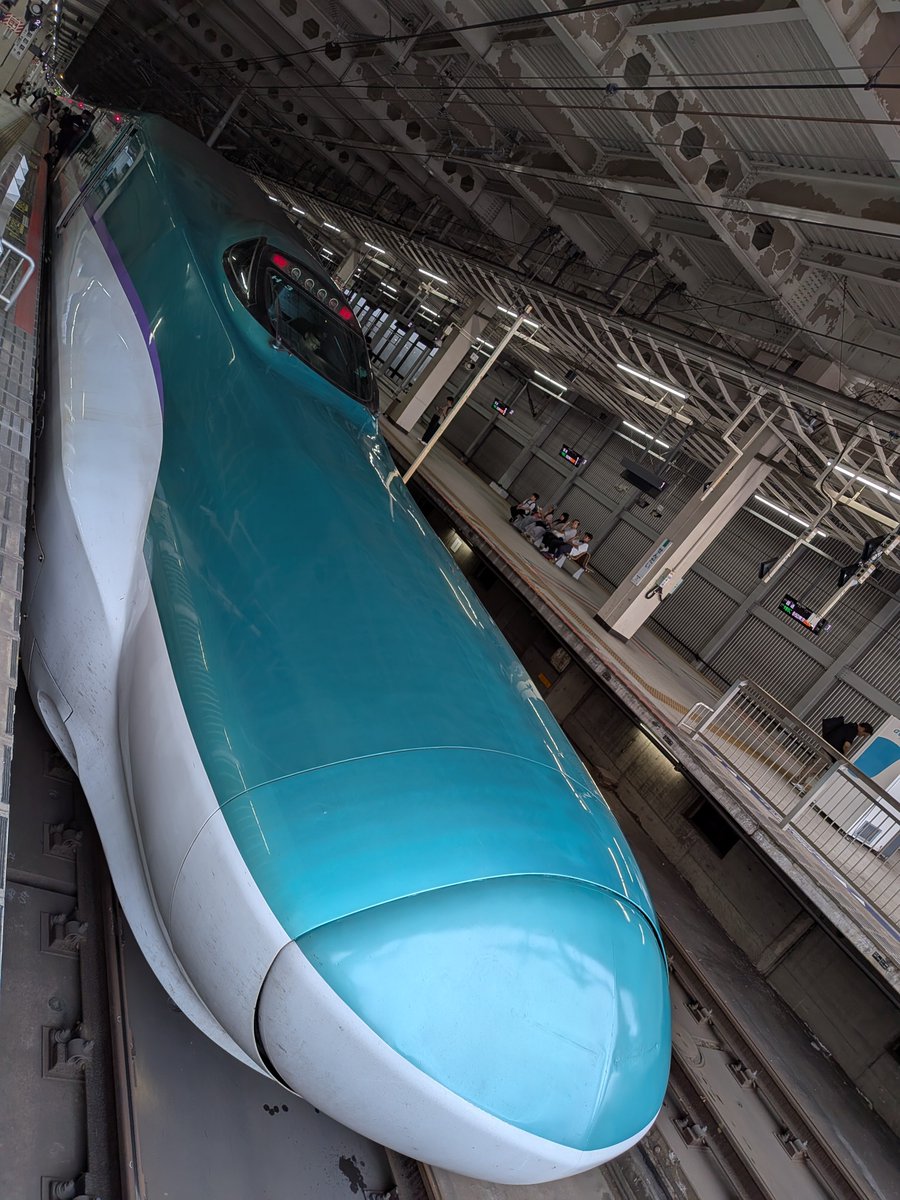 Len_Litvyak's tweet photo. 仙台からH5系新幹線で北海道へ
さんふらわ欠航したけど鉄路で行くのは初なので良しとしてる https://t.co/0FYtwkc7pF