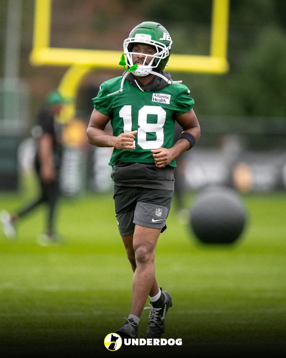 UnderdogNFL's tweet photo. Isaiah Williams has been "one of the stars of camp" and could leapfrog Omar Cooper Jr., per @RichCimini. https://t.co/H4uPiCenBS