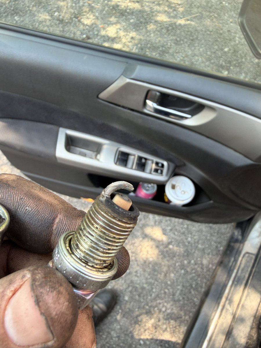 CrowMS's tweet photo. Can’t imagine why cylinder 4 developed a misfire yesterday :x https://t.co/WCq6RmbfX8