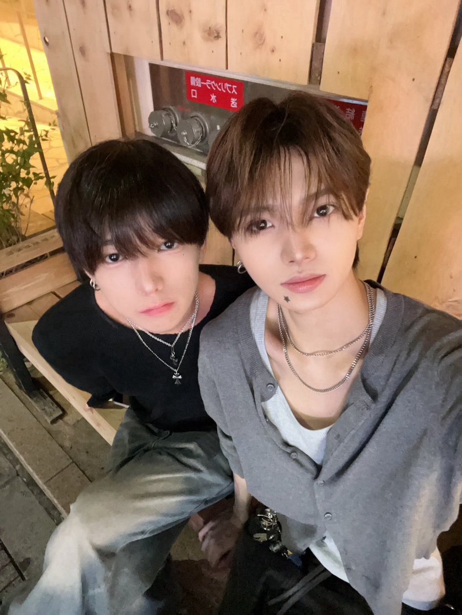 __leoxxxx's tweet photo. 🧏‍♂️🧏‍♂️ https://t.co/rmiXbjYC84