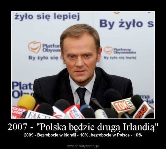BrutusDrummer's tweet photo. @krzysztofbrejza A wasze hasło jak za pierwszej platformy tak i teraz jest CIĄGLE na czasie:
🤡"BY ŻYŁO SIĘ LEPIEJ"🤡
#Platforma2 https://t.co/zUIuuZMnOr