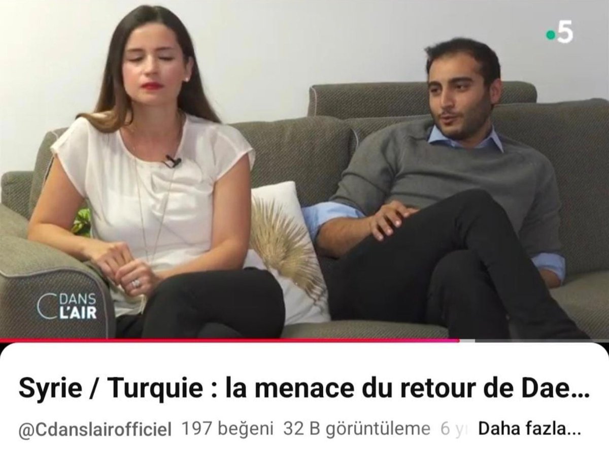 NatalyaMasis's tweet photo. @SireneOznur Kocan vaftiz olmadıysa lütfen söyler misin neden Fransız adı soyadı var?

11 sene Marsilya'da yaşadım. Hristiyanken kilisede vaftiz olan Cezayirli Ali, Ammar gibi isimlerin Jean Paul, Christian hatta Daniel olduğunu çok gördüm. Bir Kürt niçin Fransız soyadı alır vaftiz olmadıysa? https://t.co/eFdKCrVfL4