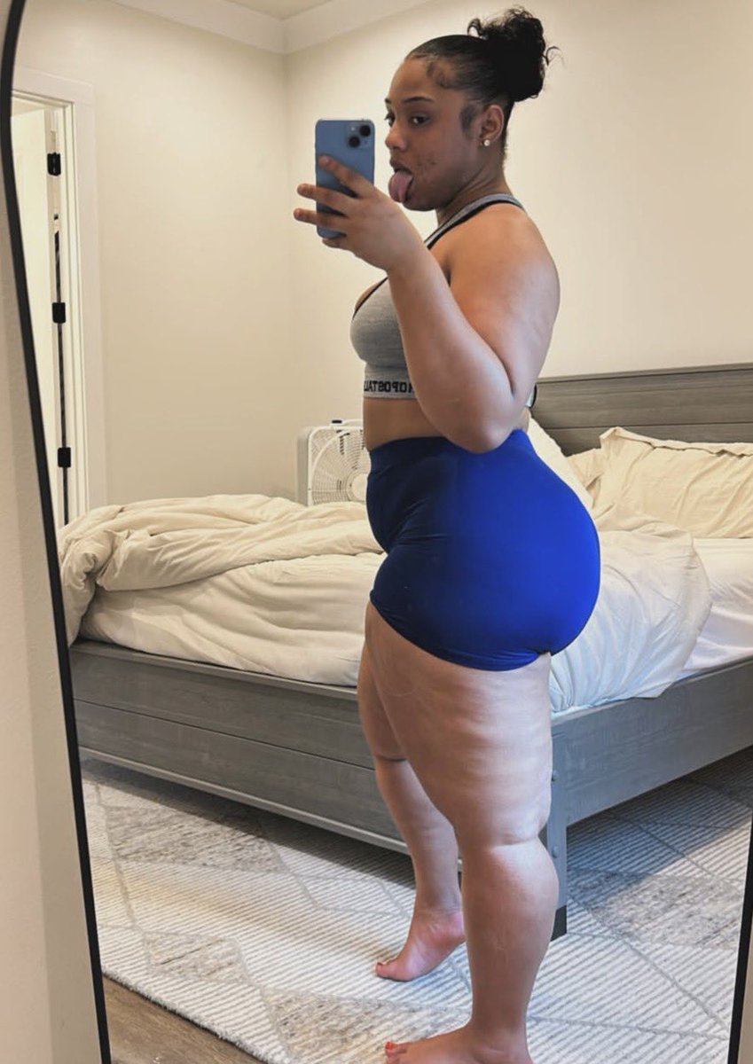 Godson644922's tweet photo. @Zona_maeee @jj152767 Front view or back view ❤️..let me know in my dm https://t.co/2HINm81LUc