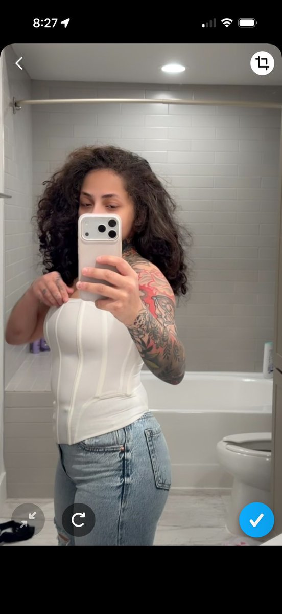 favoritethroat's tweet photo. Enjoy this sexc face for now .. content coming slowly but surely don’t hate me 😂 love yall <3 https://t.co/Y9xjysVZui