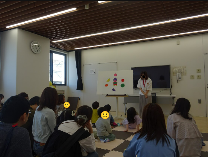 ehonlibrary's tweet photo. 【ボランティア団体による行事のお知らせ】
明日8/16(日)11：00～11：30にボランティア団体「おはなしユニット「ロバの耳」」が「ロバの耳のおはなし会」を開催するよ。申し込みは必要ないから、気軽に聞きにきてね！
 #札幌市えほん図書館 #おはなし会
https://t.co/2Xt2dmvqtJ https://t.co/QMWmIE0ASC