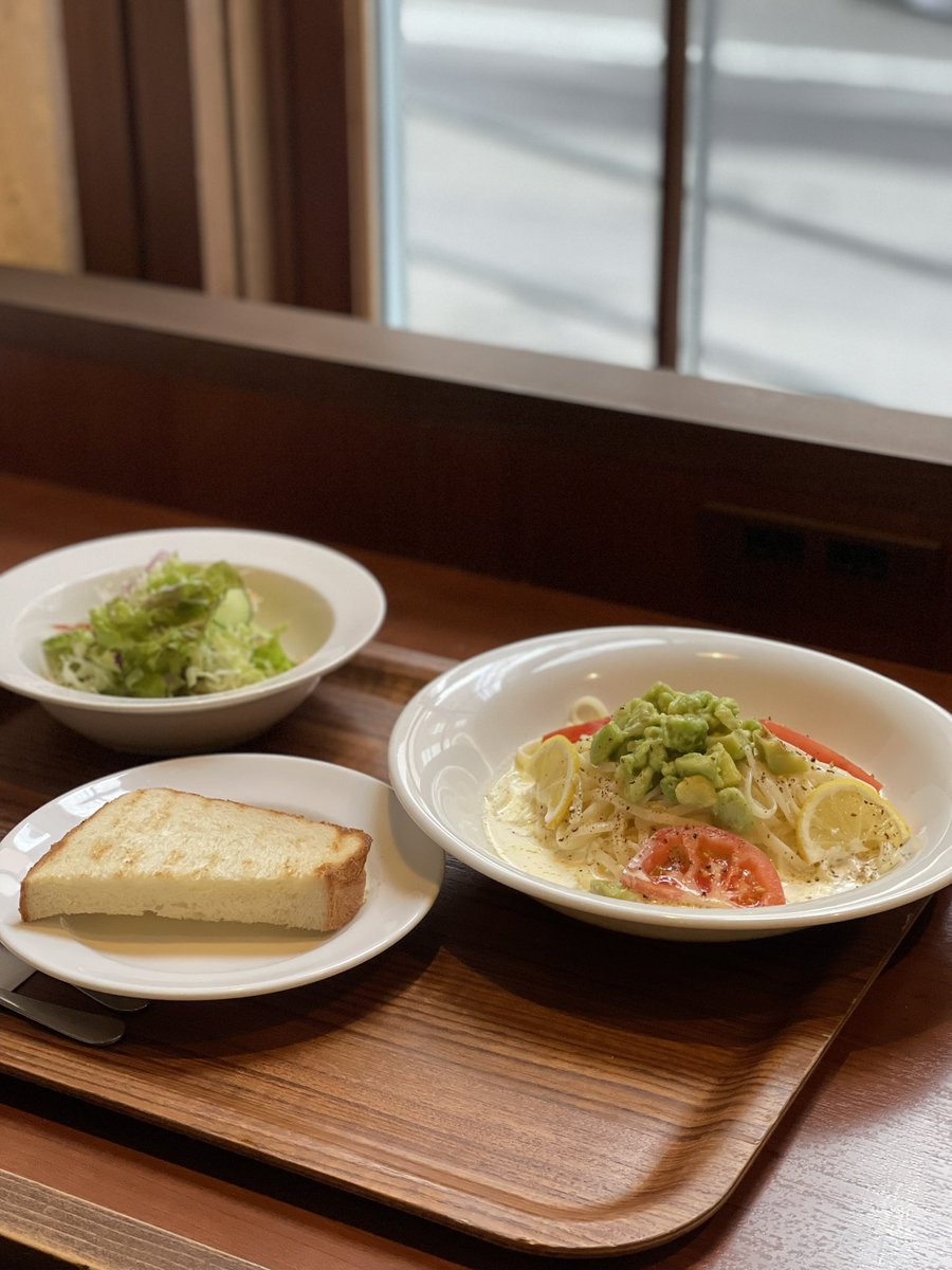 cafe806's tweet photo. おはようございます😃
阿波踊りが始まります
ご来店お待ちしております
#徳島カフェ
#ドックカフェ https://t.co/4ndjZL8l7E