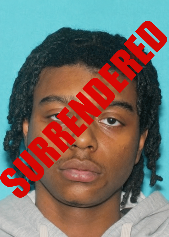 USMS_Philly's tweet photo. Kadafi Fleming surrendered to @PhillyPolice HQ at 6pm. The public and media played an important role in bringing Fleming to justice. @USMS_Philly thanks everyone who shared info, spread the word, and assisted law enforcement, ultimately helping bring about Fleming's surrender. https://t.co/CpuFAValRj
