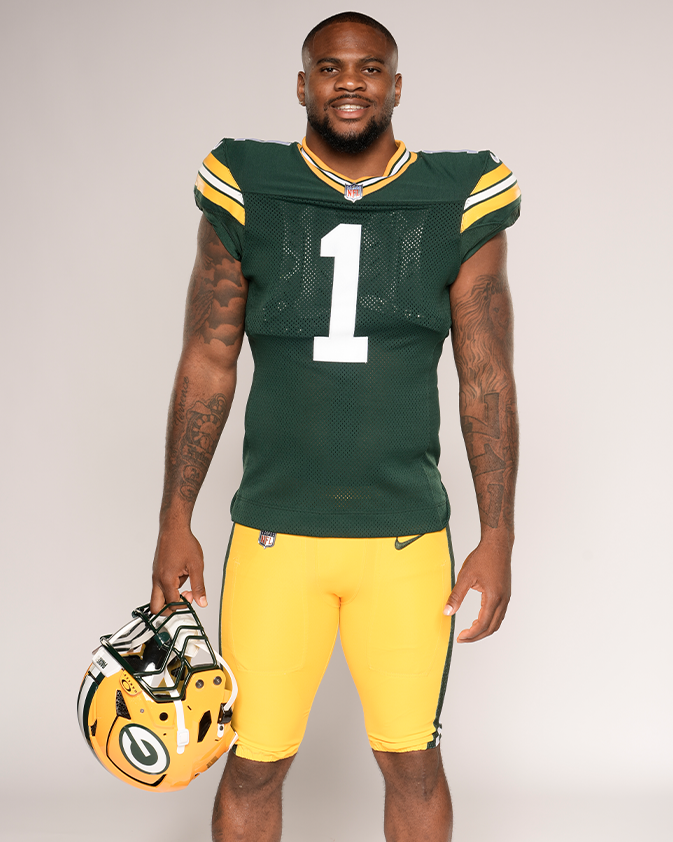 NFL's tweet photo. Year 2️⃣ as a Packer🧀
 
@MicahhParsons11 | @packers https://t.co/UUoRnCcTZP