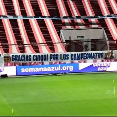 Filippiniinfoo's tweet photo. Malaspina sale a defender a Tapia después de que le cambiara el reglamento a su antojo y hasta ponerle bandera en su cancha

Se olvidó de un detalle: gracias a River hizo plata tras perder su año deportivo en febrero

Pero bueno, siempre hay que ser el perro del comisario https://t.co/bjdfcZbxAC