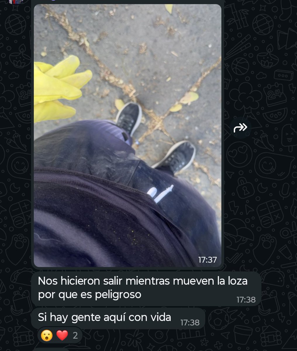 NathVallej0's tweet photo. Un amigo está ayudando a sacar escombros, dice que hay gente atrapada, si pueden ir a ayudar, gracias 🫂 https://t.co/kcazypChDo