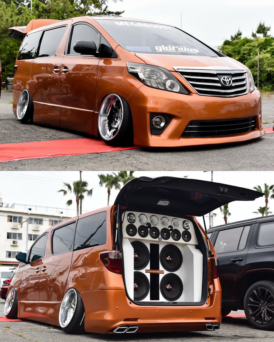 strctstndrds's tweet photo. Boundary-Breaking Toyota Alphard Minivan ⚡️ https://t.co/NRtGovwN9B