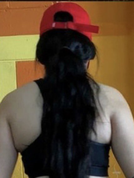 kosbbtop's tweet photo. @tokomekoss Este CERDO SARNOSO en @kilosmortales en obesidad mórbida es tu fav maricon, mira su espaldota y rasgos masculinos. NO ERES NADIE para decirle TRAVESTI a mujeres de nacimiento. 🤣 https://t.co/JxG4Ff7q03