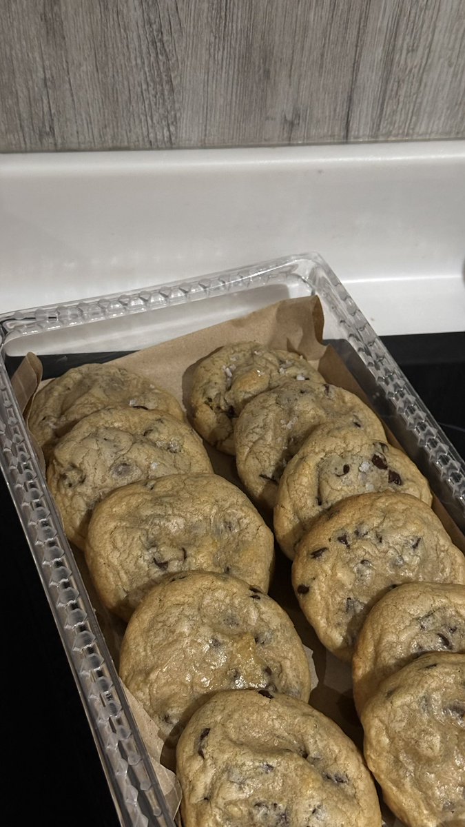sorasamx's tweet photo. كوكيزات اخر الليل 🍪 https://t.co/OEfI6hEQfa