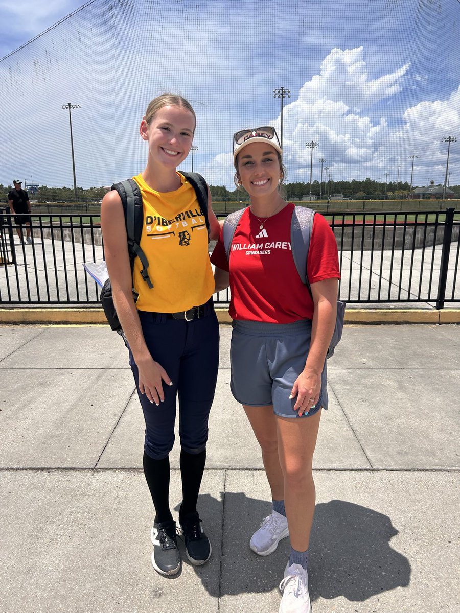 MylaCuevas's tweet photo. This weekend was such a great learning experience from so many amazing coaches! Thank you for all the great instruction and feedback! I really enjoyed @GCexposurecamp ! 

@MGCCCSoftball 
@LSUsoftball @WMCAREYsoftball @UUAthleticsSB @coachcagle76 @JC_BobcatsSB @PearlRiverSB https://t.co/8ZrRx99gpx