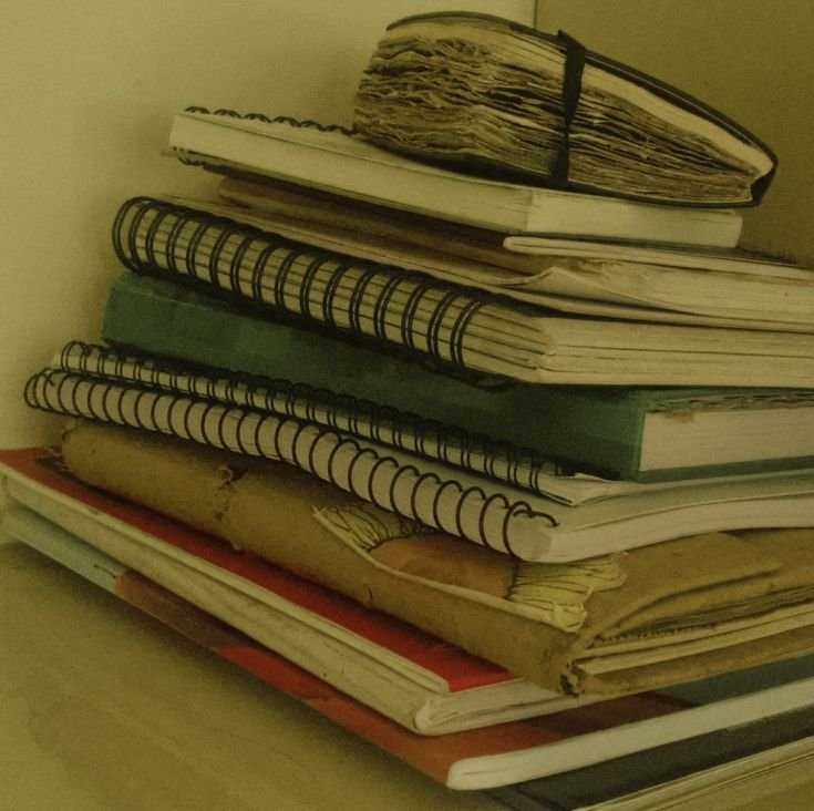bloodiedseams's tweet photo. Oh...don't mind me! Just want to write everything down before I forget https://t.co/25K9emcMD4