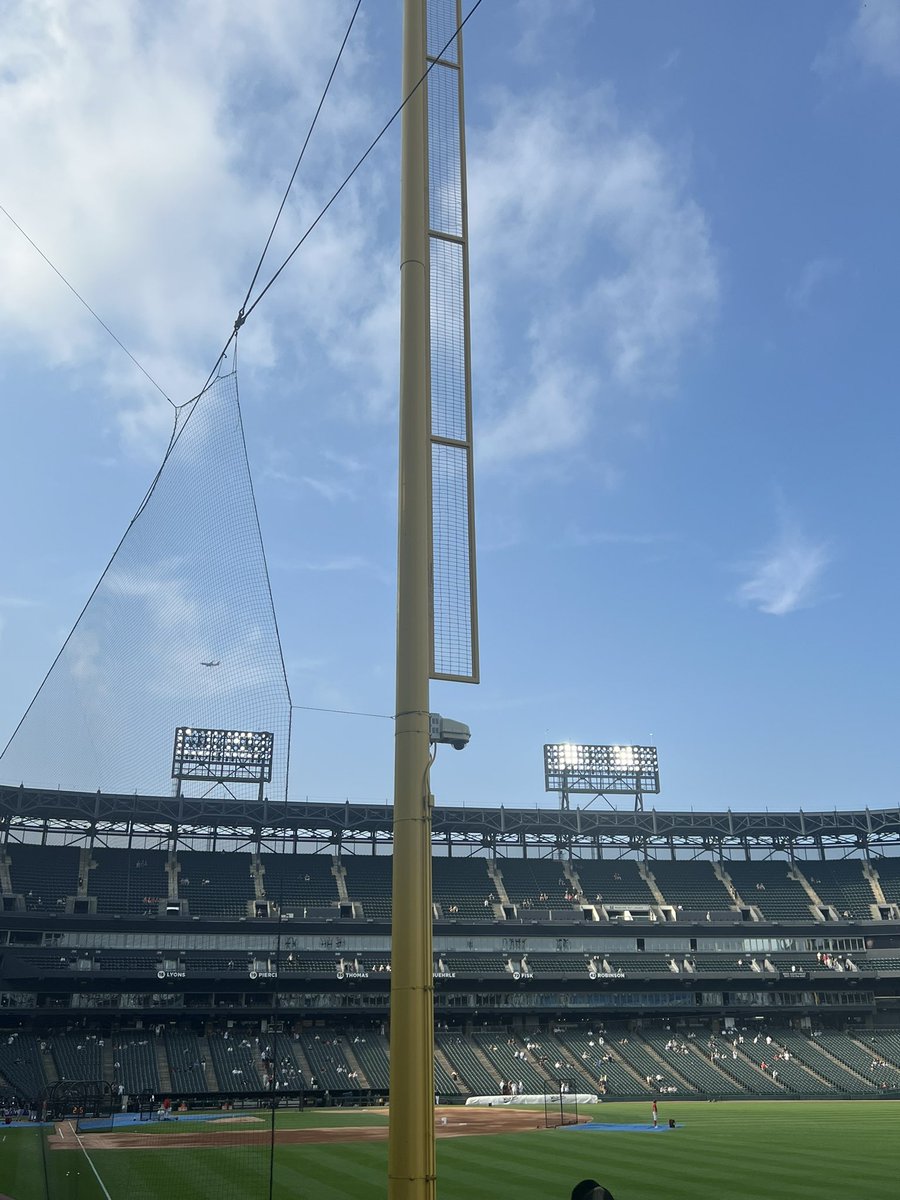 SaxySaxMan9001's tweet photo. 🙏🏾🙏🏾🙏🏾🙏🏾

#WhiteSox  #WhiteSoxGiveaways #PopeCup #PopeHat #Mitre #108ing #ThatClassicView https://t.co/I1finPbBAm