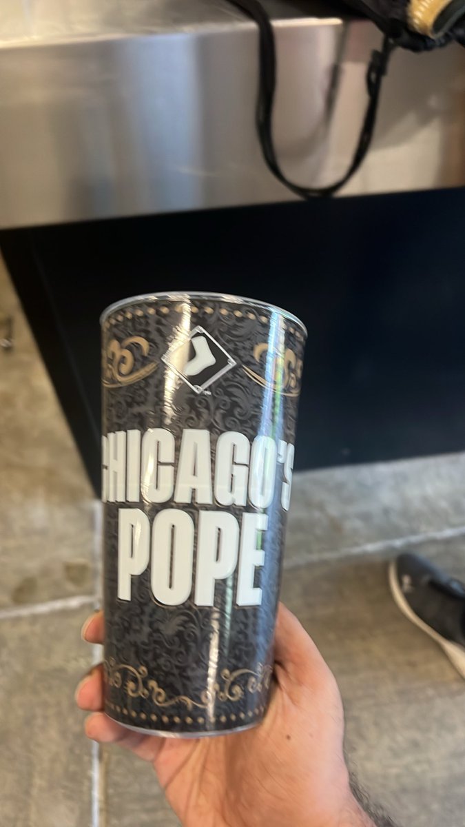 SaxySaxMan9001's tweet photo. 🙏🏾🙏🏾🙏🏾🙏🏾

#WhiteSox  #WhiteSoxGiveaways #PopeCup #PopeHat #Mitre #108ing #ThatClassicView https://t.co/I1finPbBAm