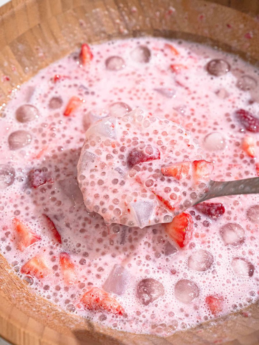 BerryGuild's tweet photo. You have two choices:

Femboy panda for a whole day 

or 

A rich creamy bowl of sago

Which one do you pick? https://t.co/bFn9OLLjof