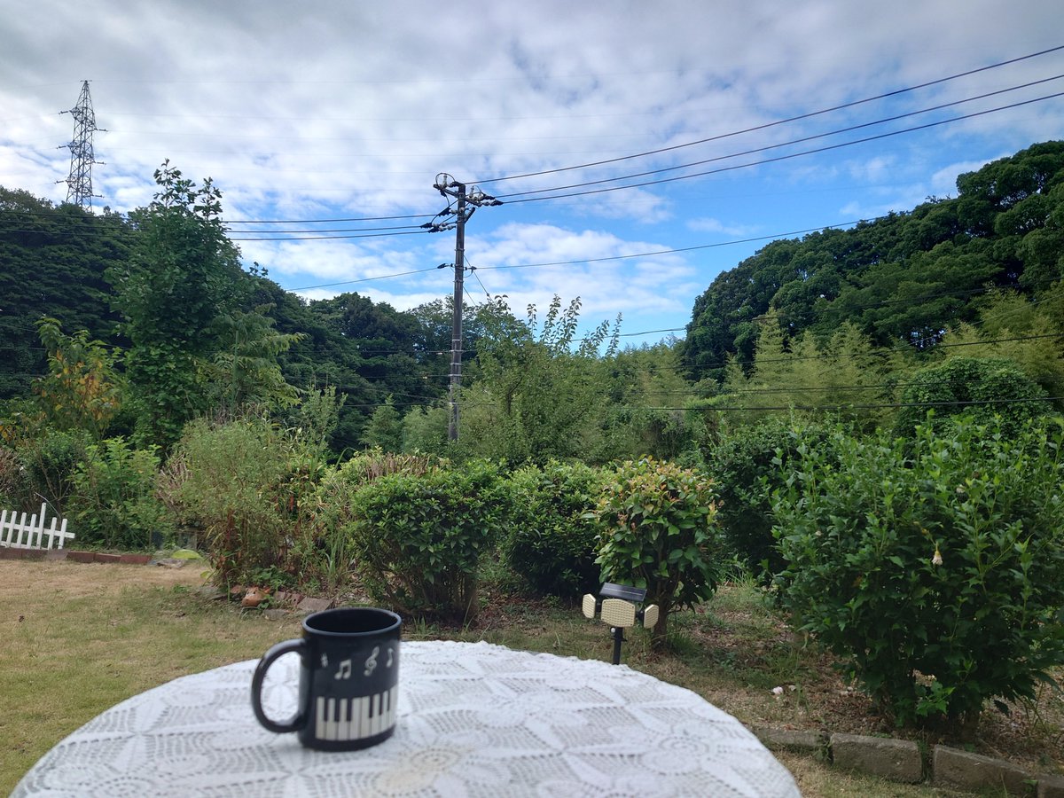 akabachiperc's tweet photo. 本日の実家

雨降るのか？

頃合いをみて帰玉します🚐 https://t.co/D5yPkzhIGx