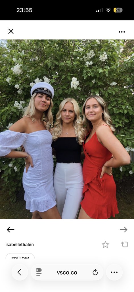WbcBullpt's tweet photo. Poor cuck was afraid to share his irl  but you guys deserve to see this. Her instagram is the same as the vsco @vykii_ https://t.co/5xN3G1zaZs