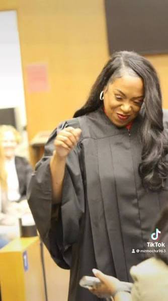 worldofradio77's tweet photo. Make her famous..
Contra Costa County Superior Court Judge Nichelle N. Holmes ordered the release of the illegal alien murder suspect Marcos Iriarte-Valdez on August 5, 2026, exactly one day before he stabbed an American father and husband https://t.co/ypnrpd5NXo