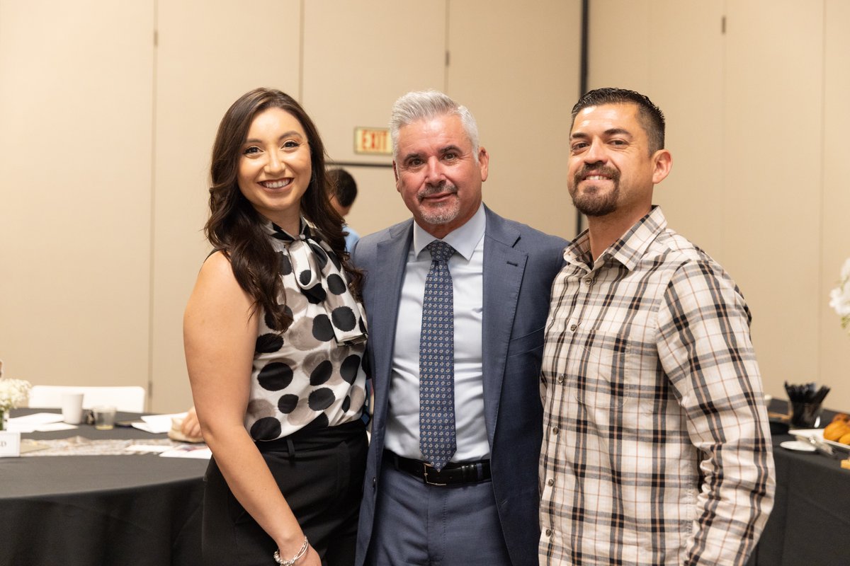 YsletaISD's tweet photo. #THEDISTRICT was proud to celebrate Teachers of the Year Angelica Castaneda and Jacob Pineda at this morning’s Region 19 Meet &amp; Greet Reception! 👏 We are so proud to have them represent YISD and wish them the best of luck at Friday’s Region 19 Teacher of the Year announcement. https://t.co/WesuZqWKun